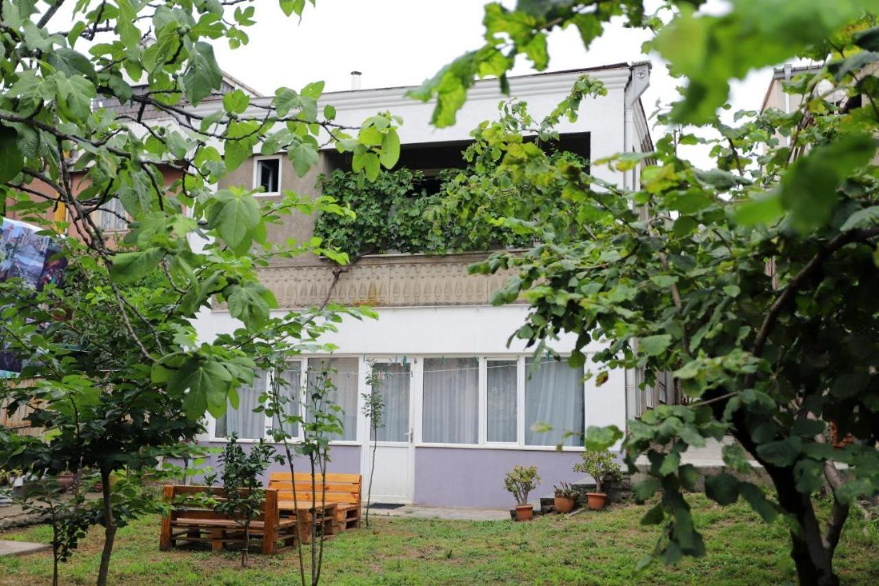 Aparthotel Rioni Kutaisi Exterior foto