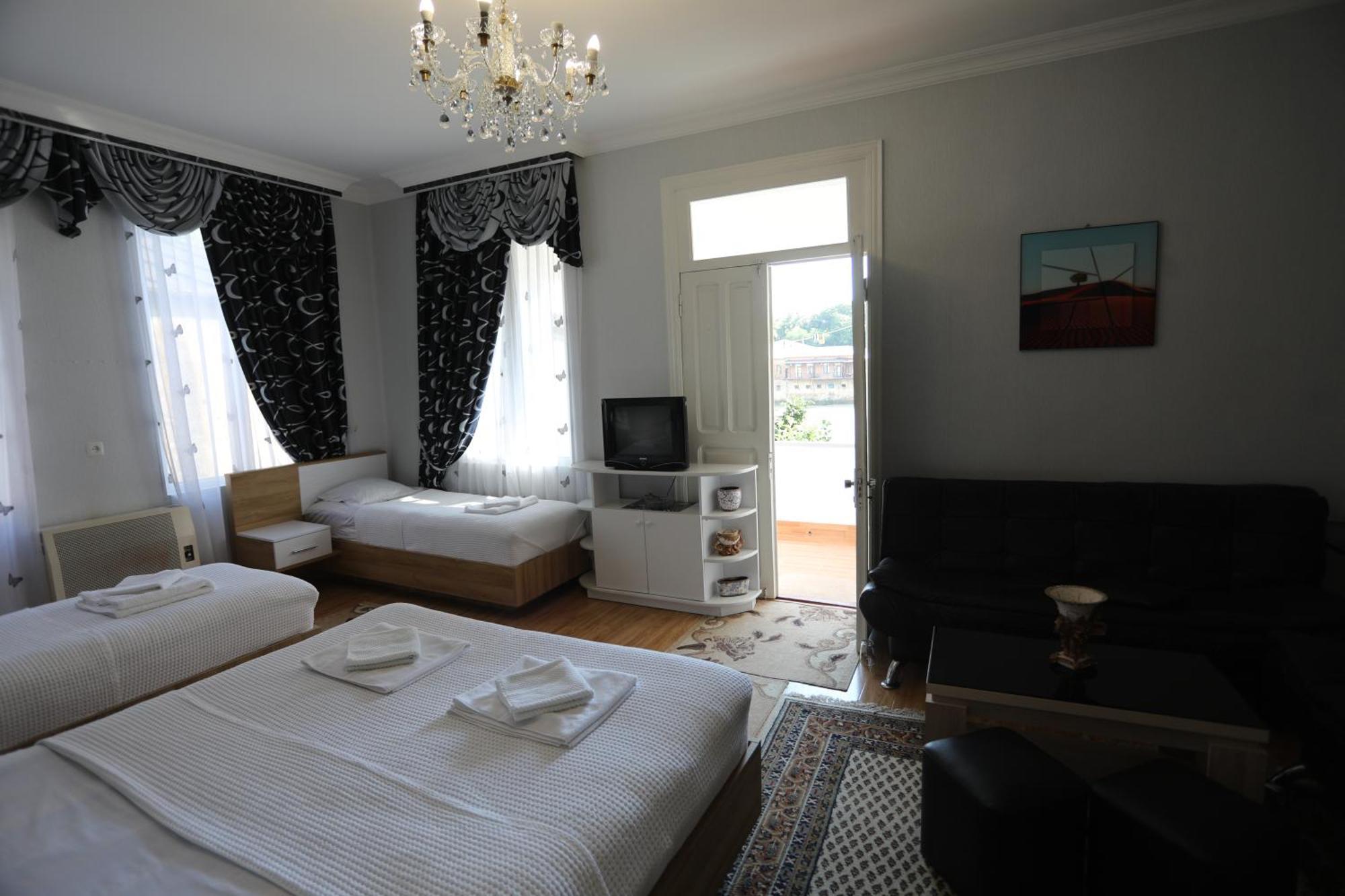 Aparthotel Rioni Kutaisi Exterior foto